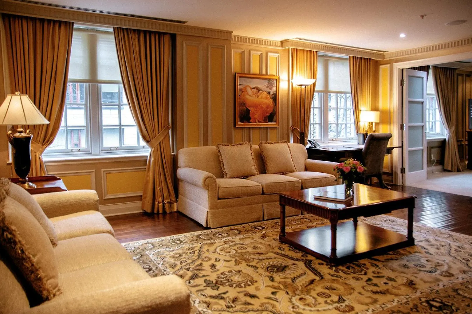 Windsor Arms Hotel Toronto